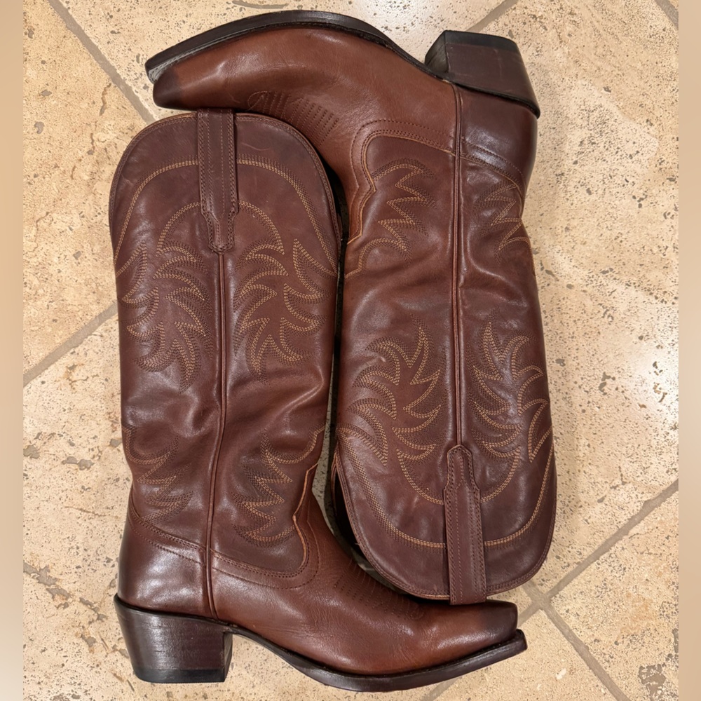 Tecovas “Annie” Brown Cowboy Boots with Stitch Detailing - Picture 2 of 10